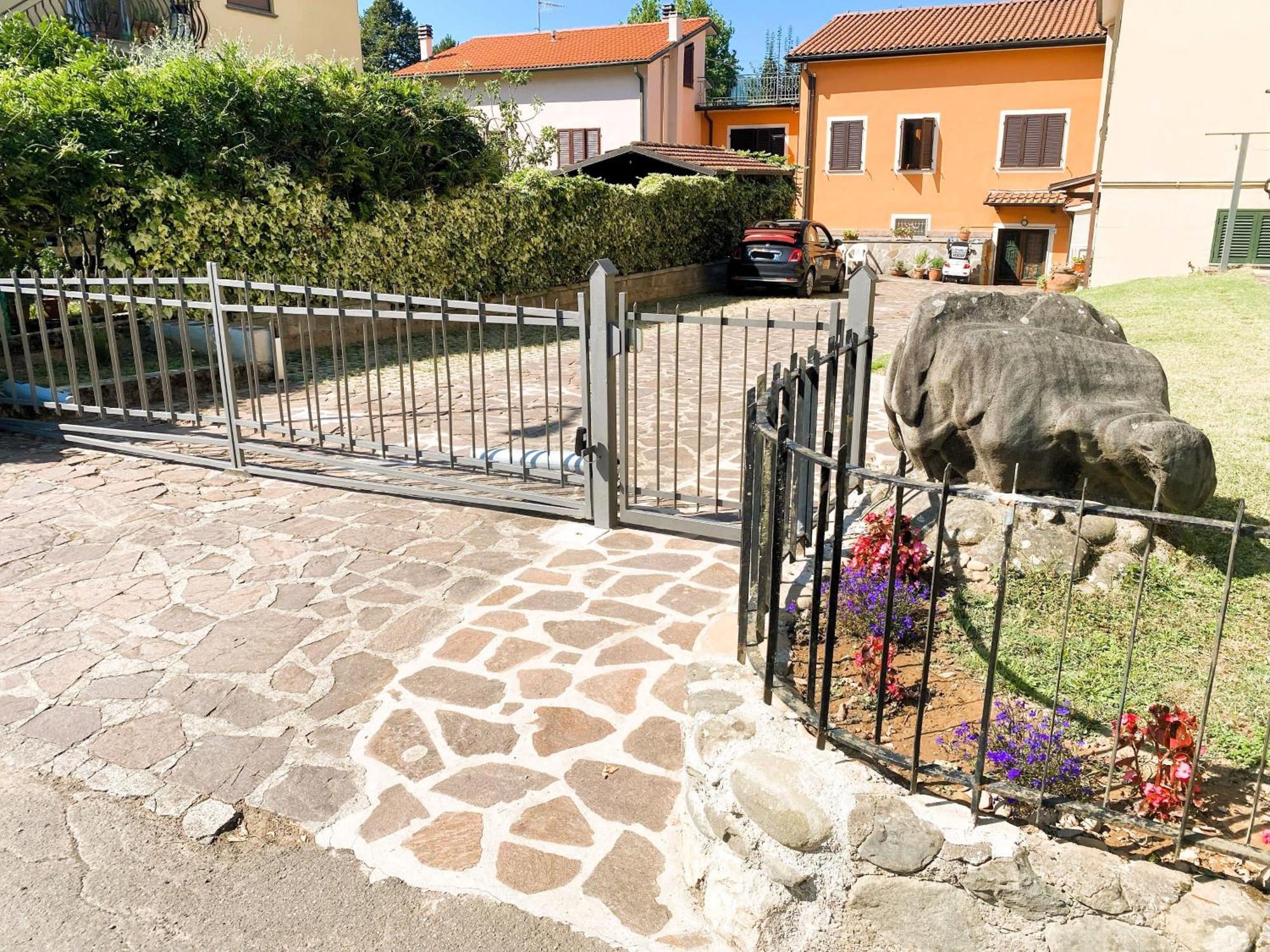 Appartement Chiara House à Barga Extérieur photo